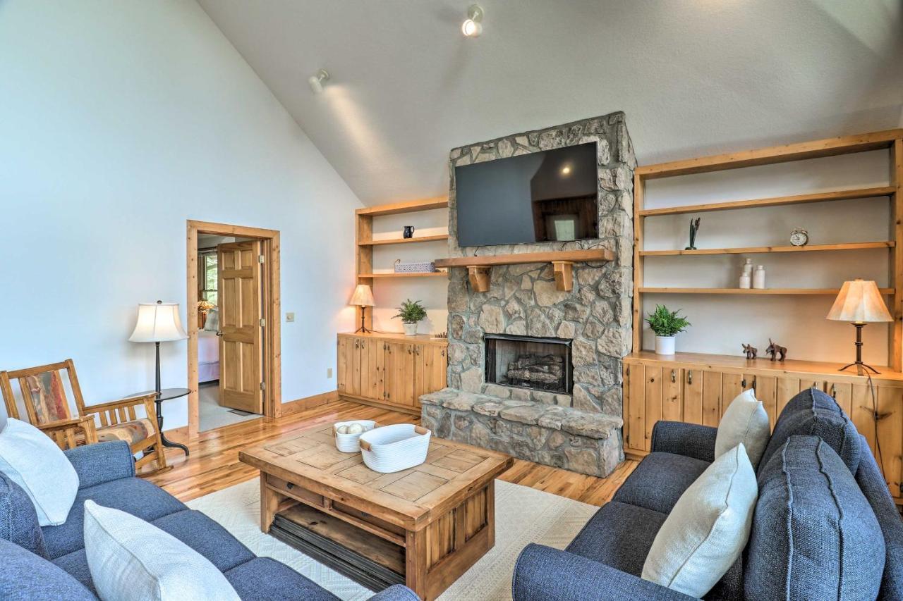 Sapphire Retreat With 2 Decks, Views And Resort Access Exterior foto